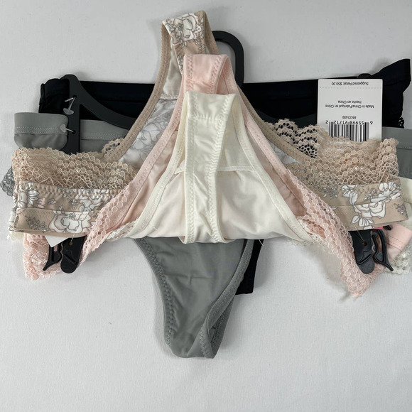 Sophie b Women's 5 Pair Pack Invisible Edge Thongs Floral Multicolor Small NEW - Picture 4 of 11